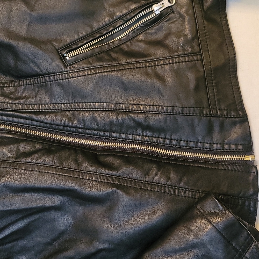 I ❤ Ronson jacket moto black faux leather and sherpa neckline silver zippers - Picture 6 of 12